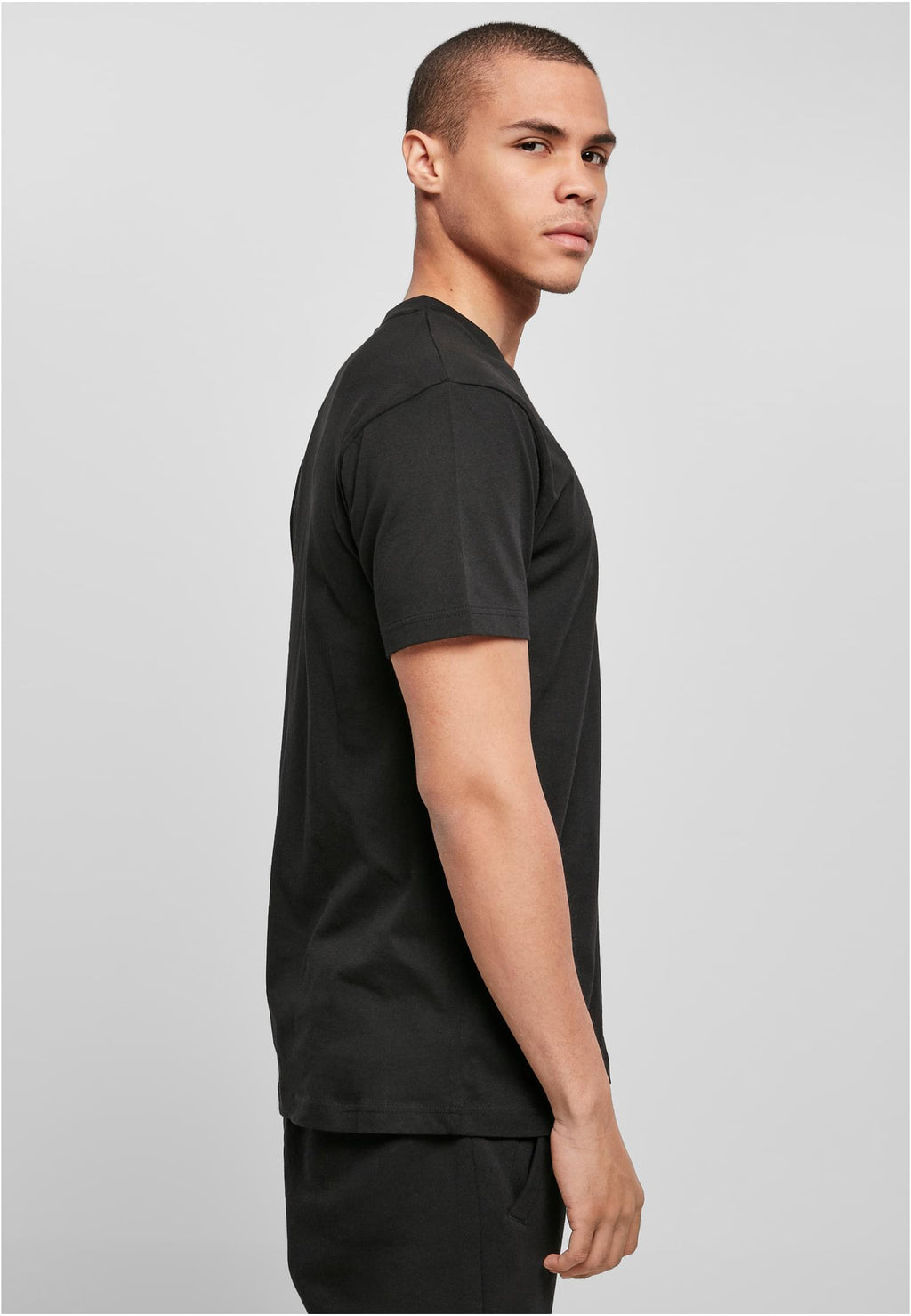 Nebelmond Basic Round Neck T-Shirt